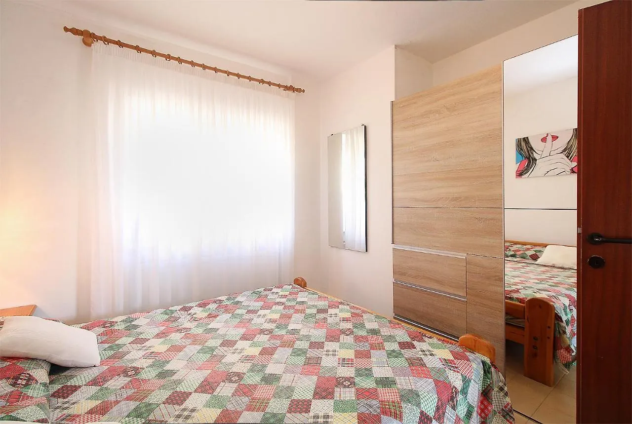 Apartment Leona 2216 Premantura 0*,  Croatia